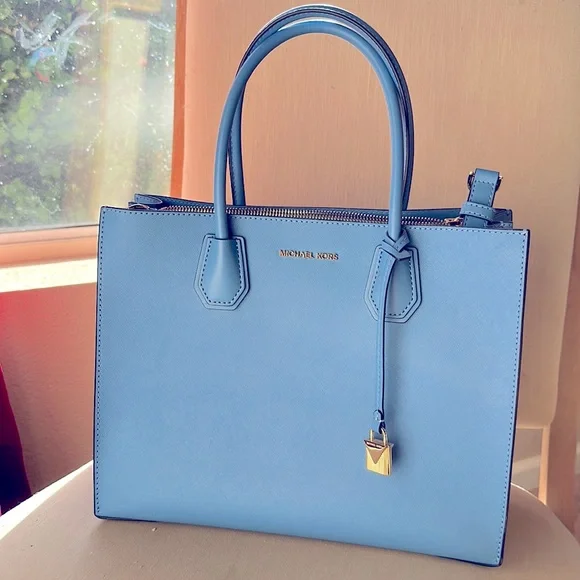 Michael Kors Like New Tote - Picture 6 of 6